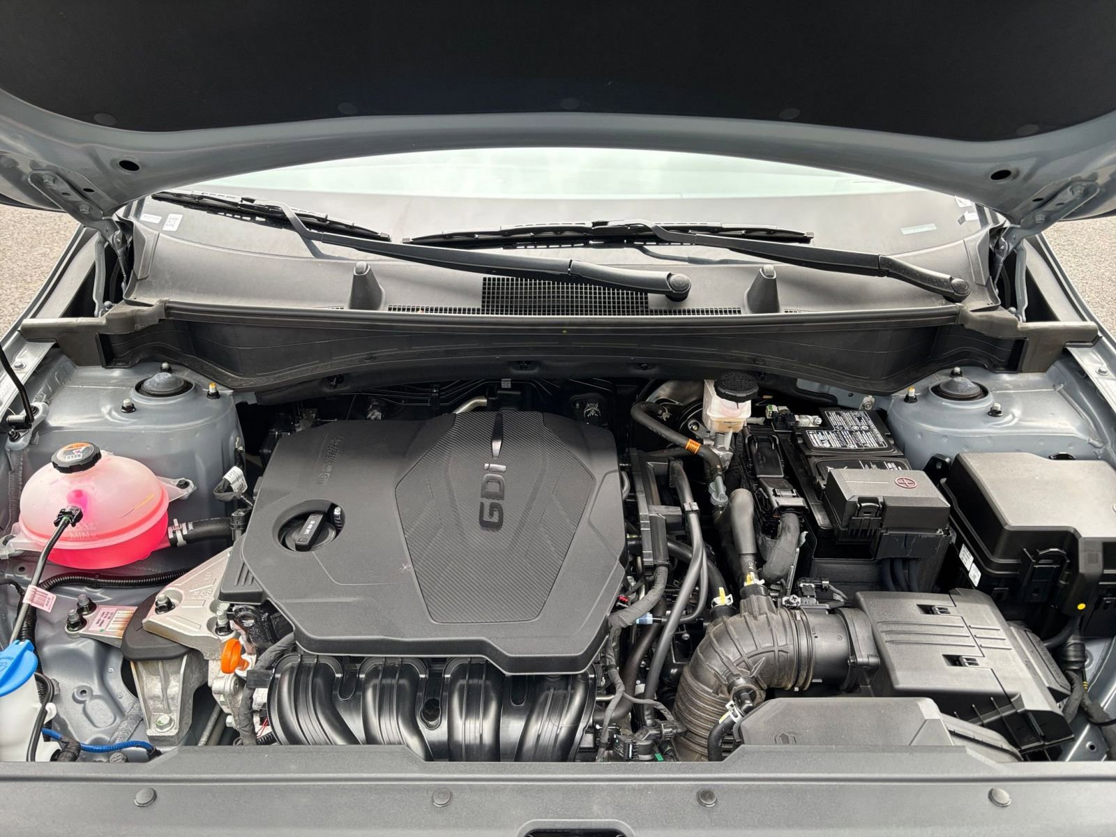 Used 2025 Kia Sportage LX FWD image 32