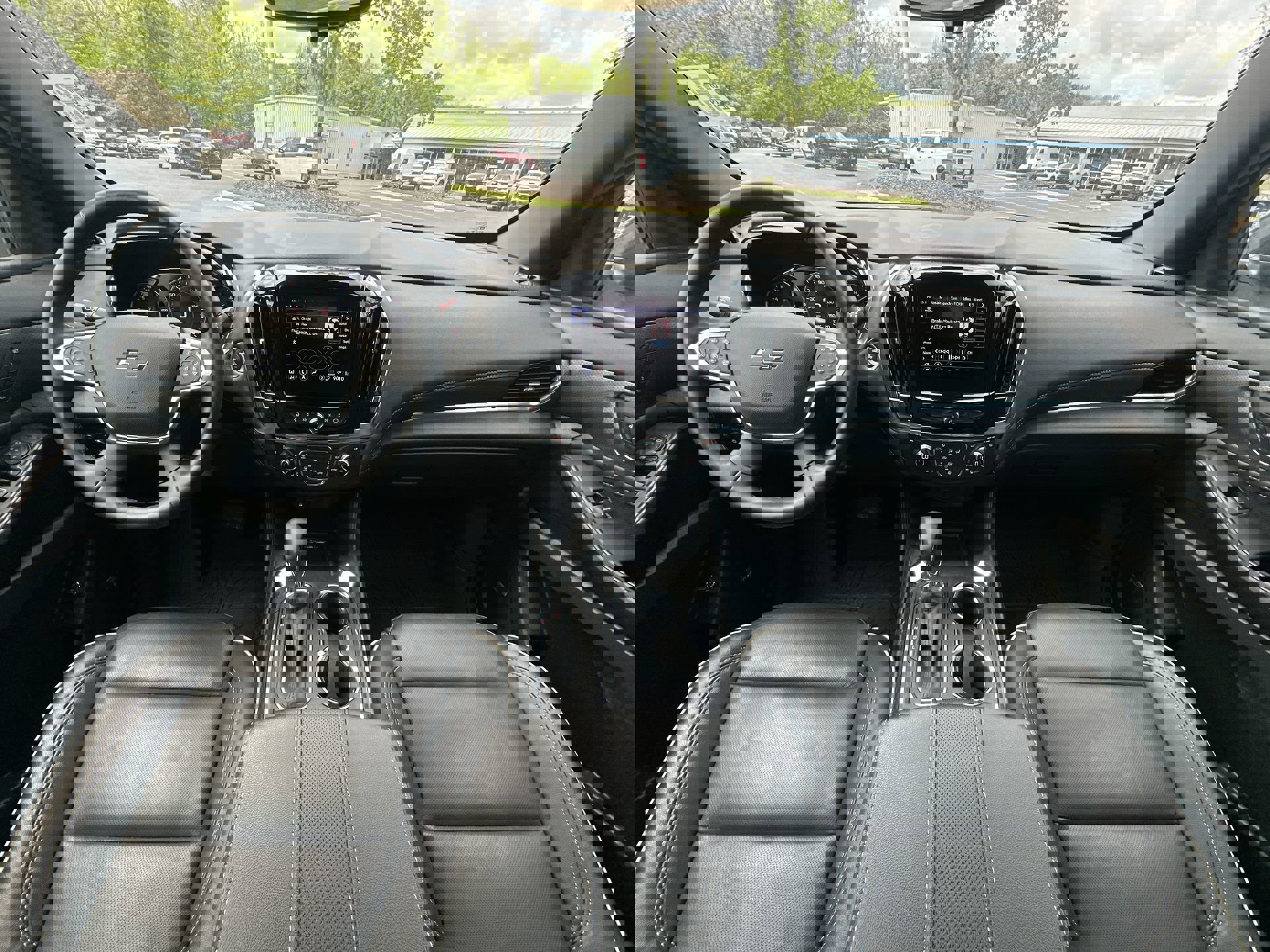 Certified 2023 Chevrolet Traverse Premier w/ Redline Edition image 23