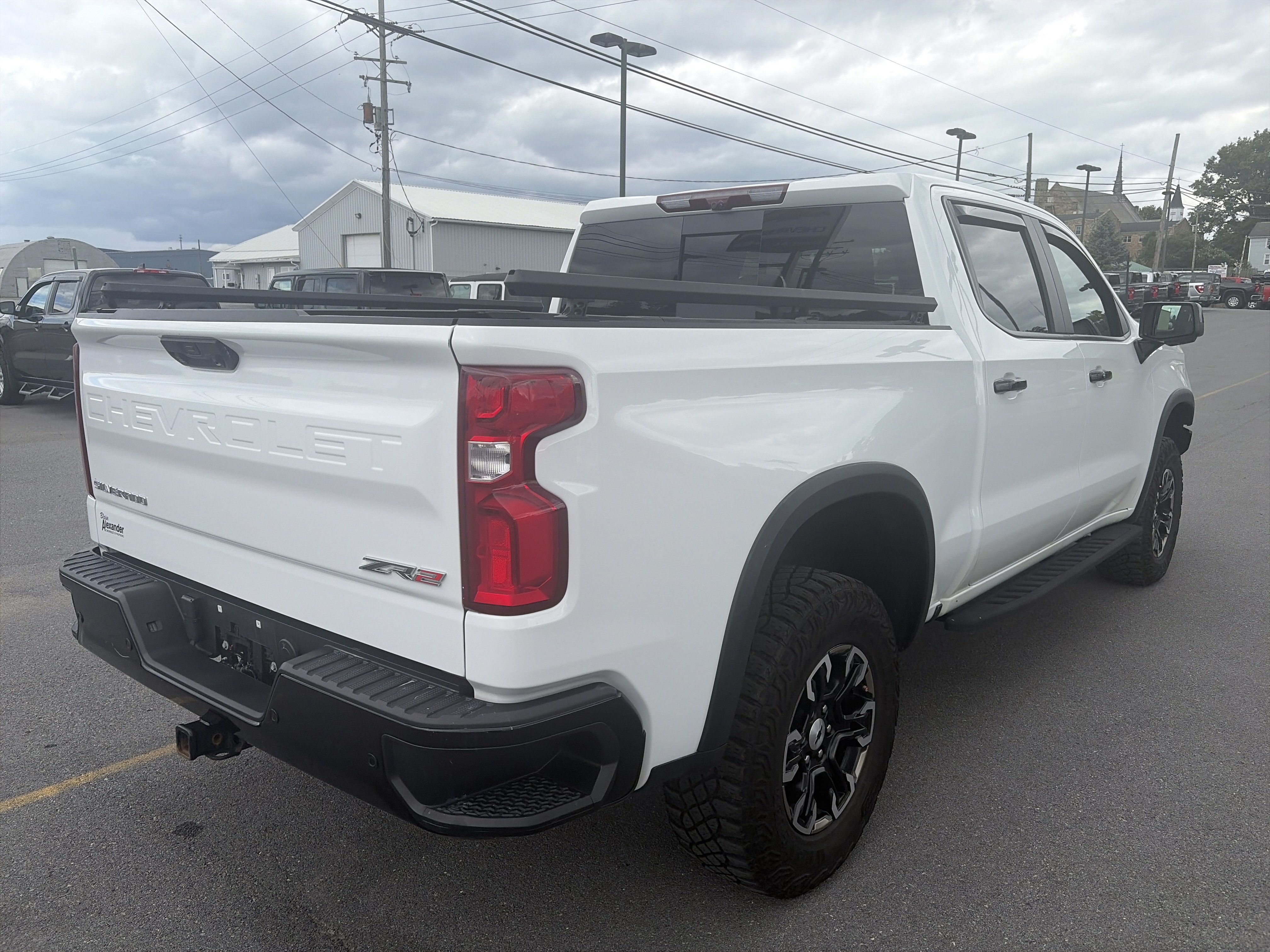 Used 2024 Chevrolet Silverado 1500 ZR2 w/ Technology Package AWD/4WD image 3