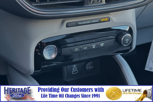 New 2024 Ford Escape SE w/ PHEV Premium Package FWD image 18