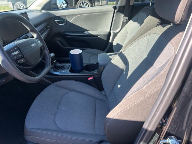 Used 2025 Kia K4 FWD image 10