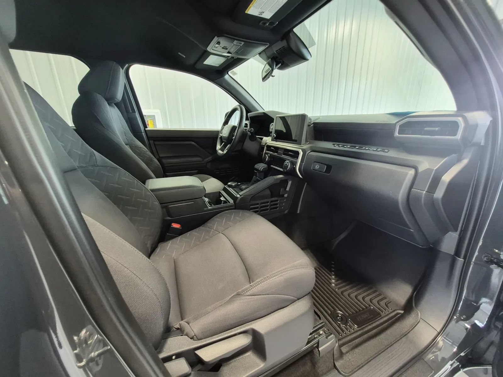 Used 2024 Toyota Tacoma SR AWD/4WD image 19