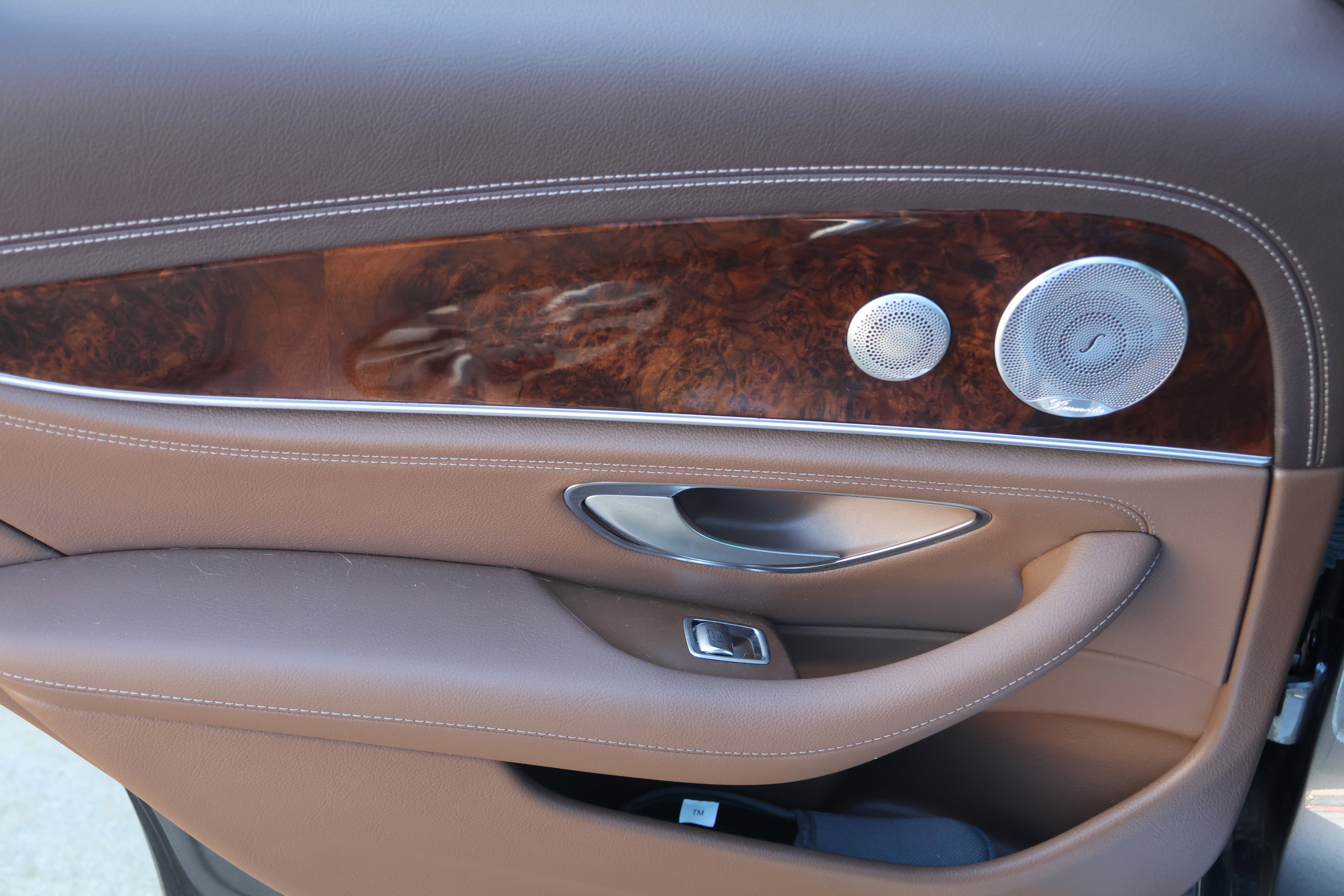 Used 2017 Mercedes-Benz E 300 4MATIC image 35