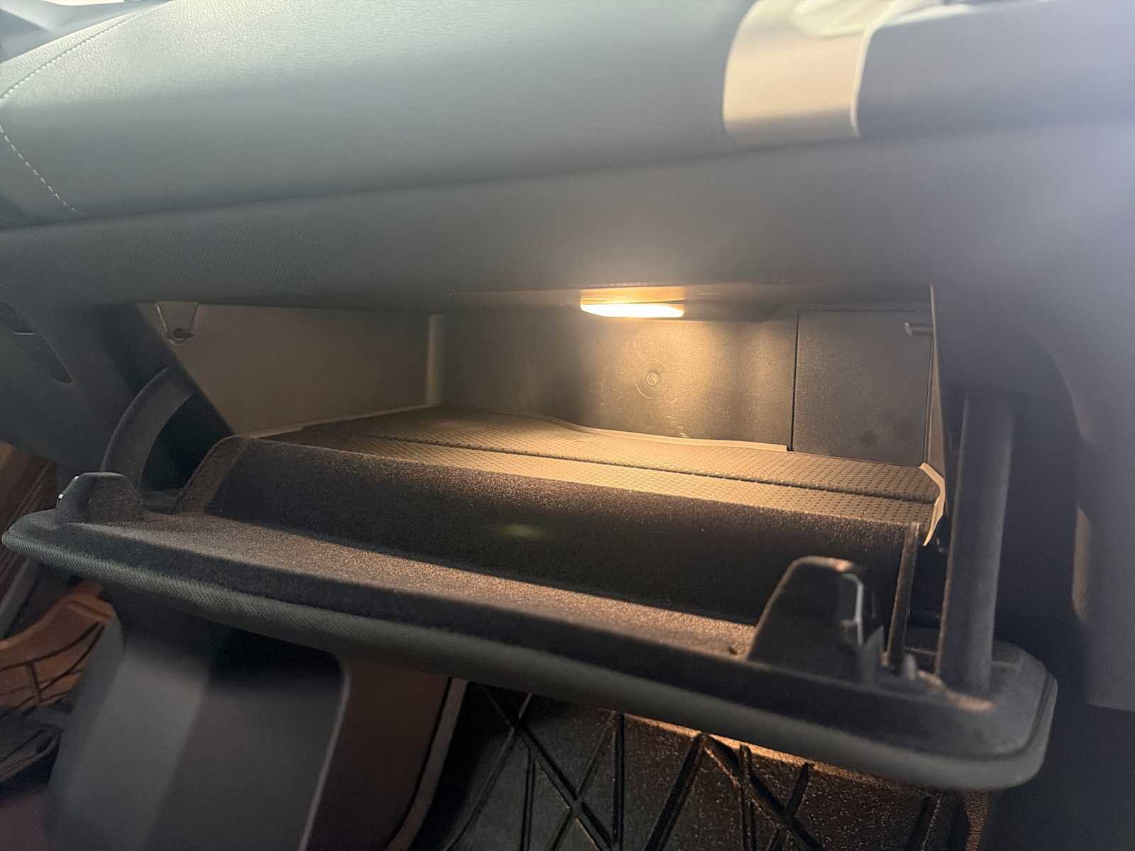 Certified 2026 BMW iX xDrive60 image 27