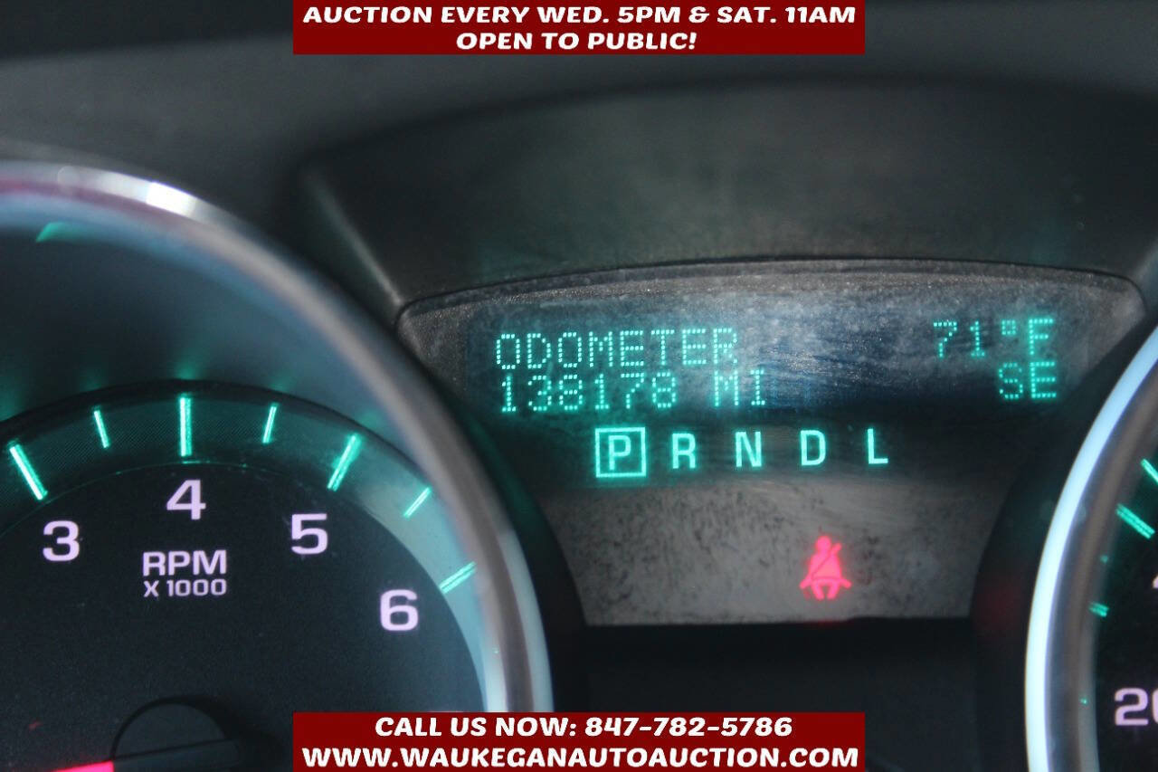 Used 2011 Chevrolet Traverse LT w/ Personal Connectivity Package image 9