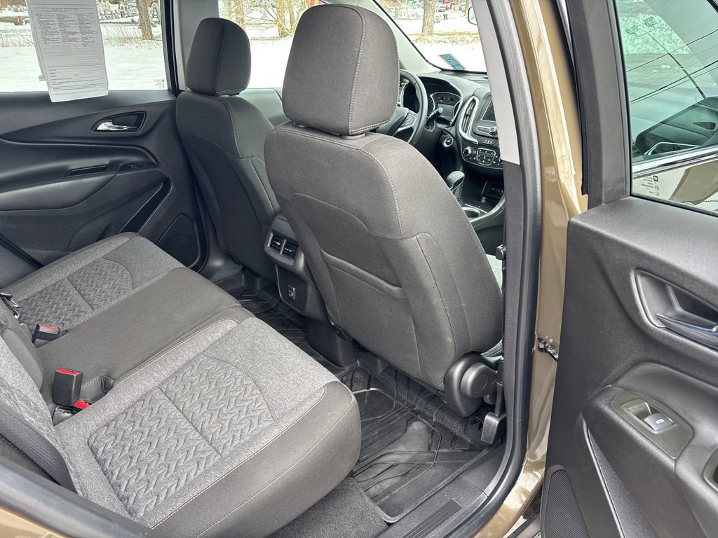 Used 2024 Chevrolet Equinox LT w/ LPO, Floor Liner Package image 21