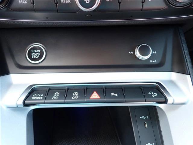 Used 2022 Audi Q3 2.0T Premium Plus w/ Premium Plus Package image 21