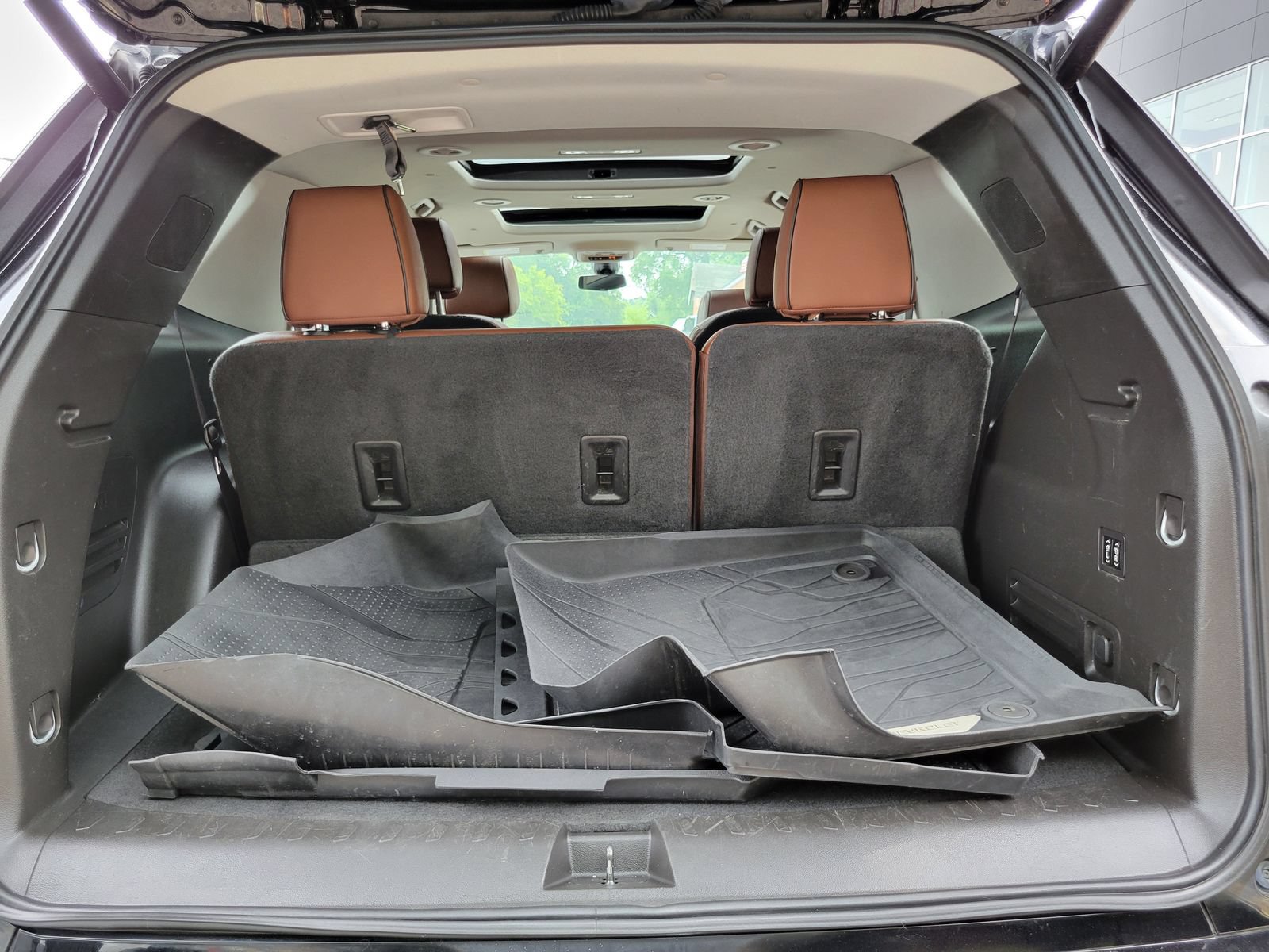 Used 2019 Chevrolet Traverse High Country w/ LPO, Floor Liner Package AWD/4WD image 31