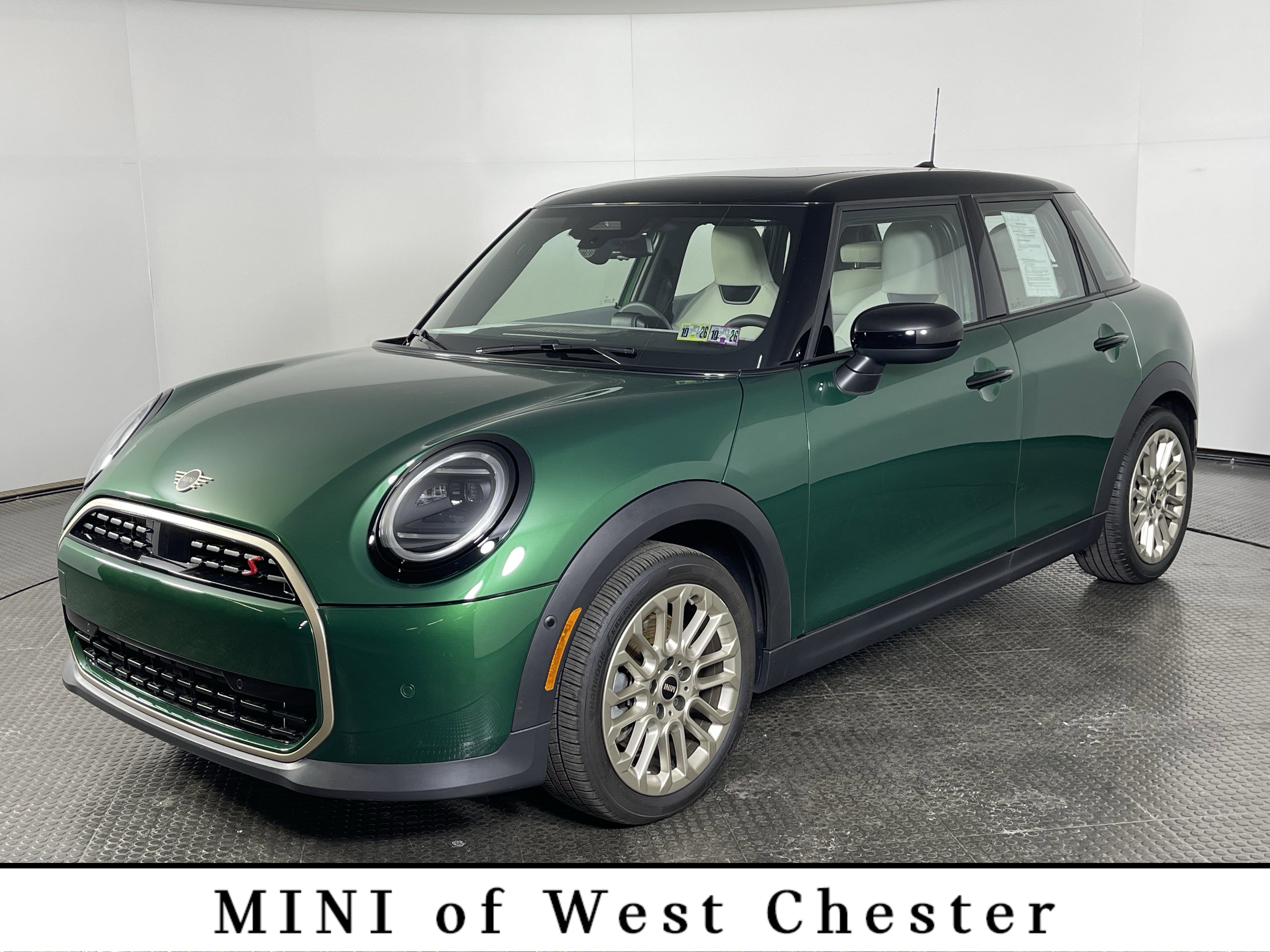 Used 2025 MINI Cooper S image 1