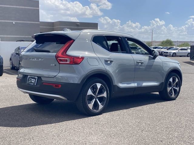 Certified 2025 Volvo XC40 B5 Core w/ Protection Package Premier image 7