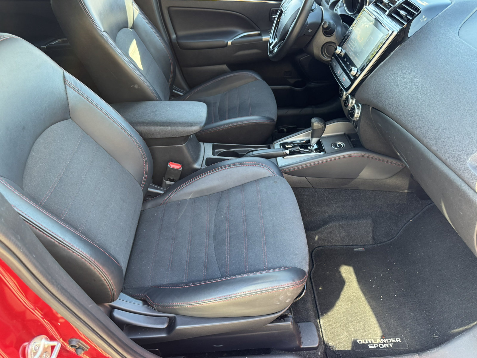Used 2024 Mitsubishi Outlander Sport SE AWD/4WD image 14