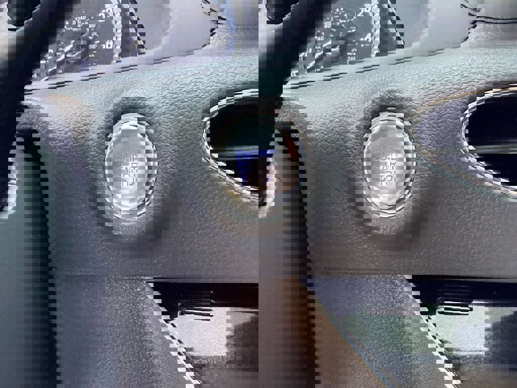 Used 2023 Hyundai Sonata SEL w/ Cargo Package image 6