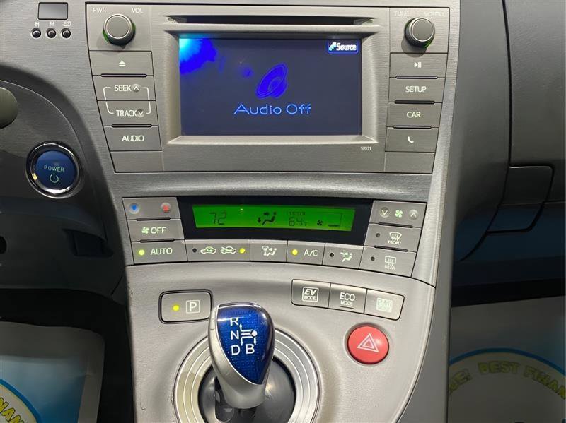 Used 2015 Toyota Prius Two image 16
