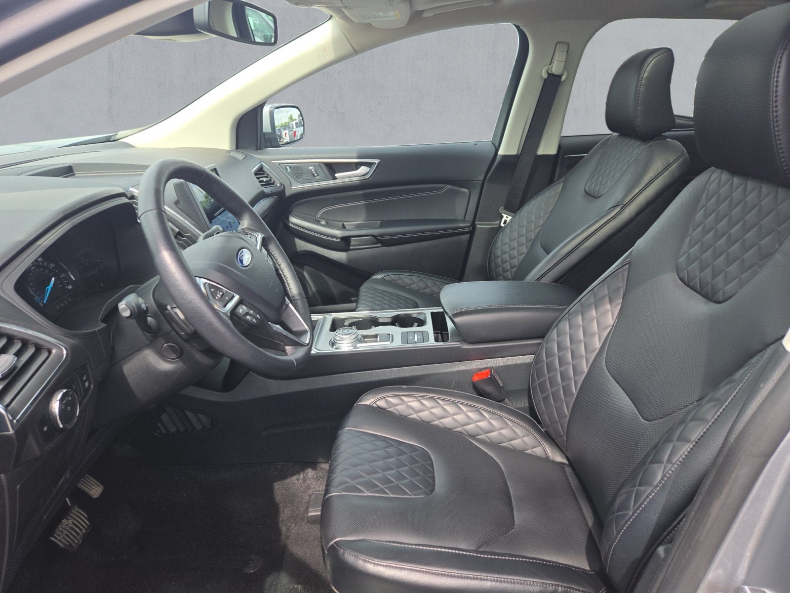 Used 2024 Ford Edge Titanium w/ Equipment Group 301A AWD/4WD image 11