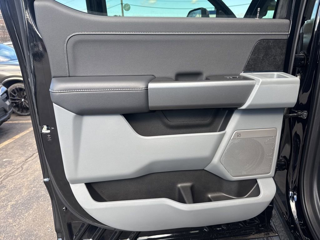 New 2026 Ford F350 XLT w/ XLT Premium Package image 21