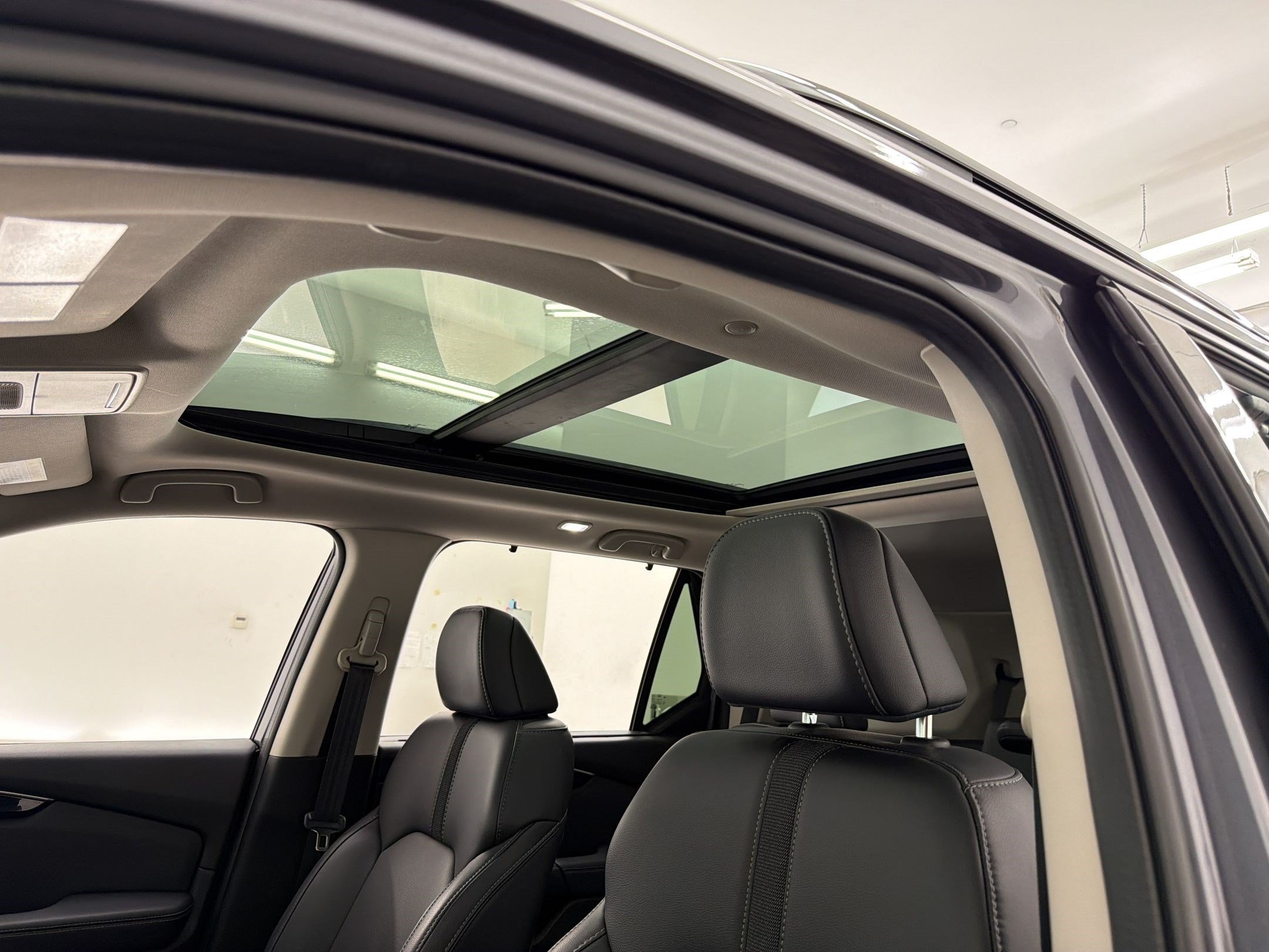 Used 2024 Honda Pilot Touring image 27