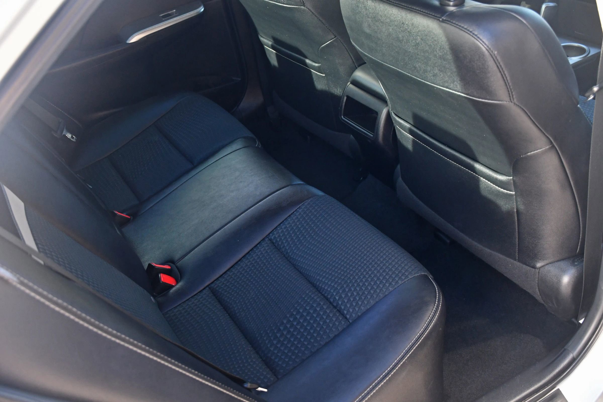 Used 2013 Toyota Camry SE FWD image 20