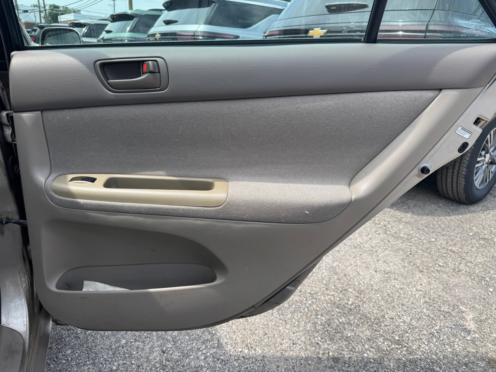 Used 2004 Toyota Camry LE FWD image 25