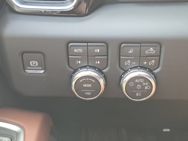 New 2026 GMC Sierra 3500 Denali Ultimate AWD/4WD image 15