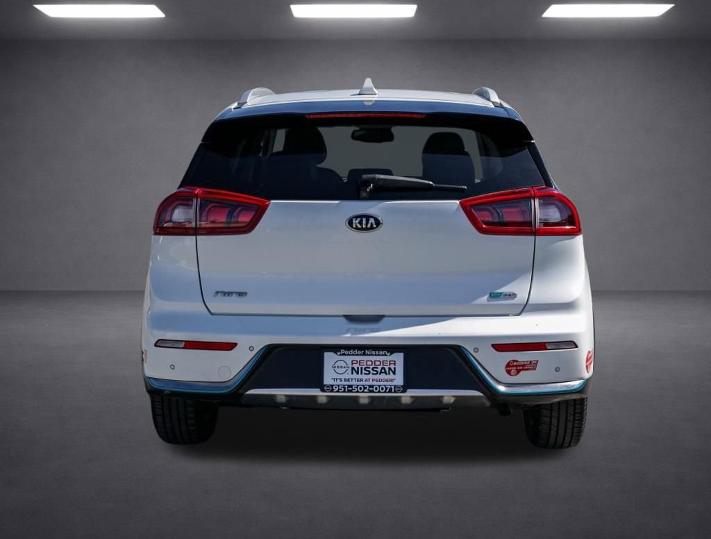 Used 2018 Kia Niro EX Premium FWD image 5