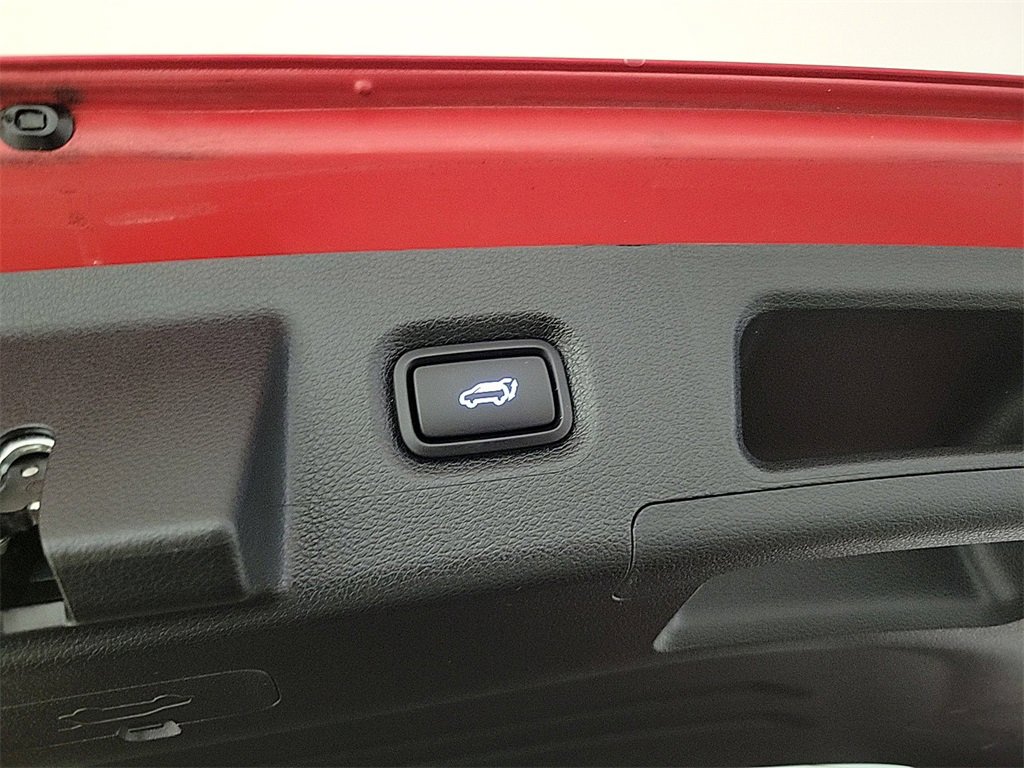 Used 2023 Hyundai Santa Fe Limited w/ Cargo Package image 25