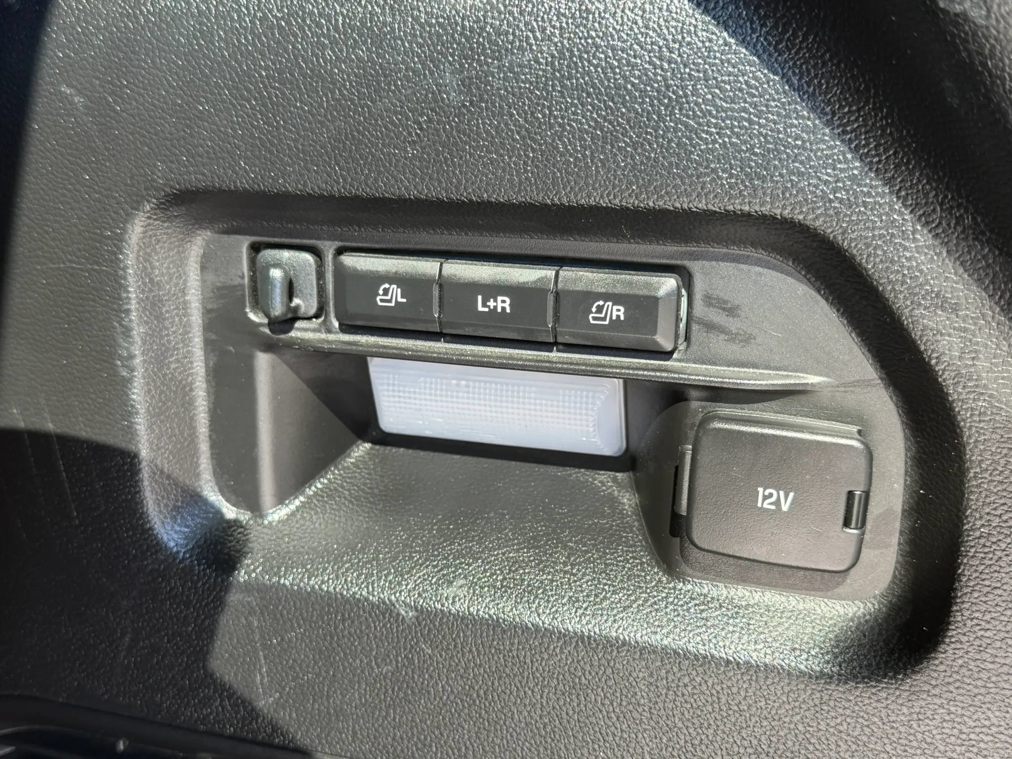 Used 2020 Ford Explorer ST w/ ST Street Pack AWD/4WD image 38