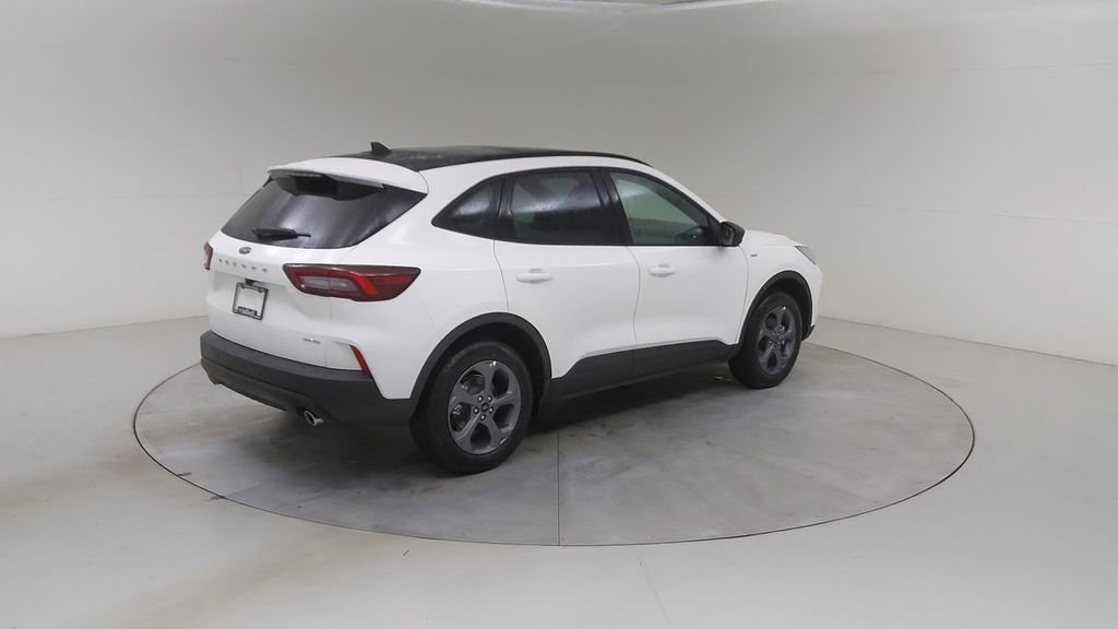 New 2026 Ford Escape ST-Line w/ Tech Pack #1 image 14