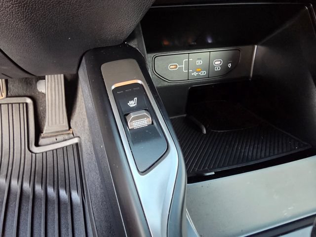 Used 2025 Kia Sorento S AWD/4WD image 26