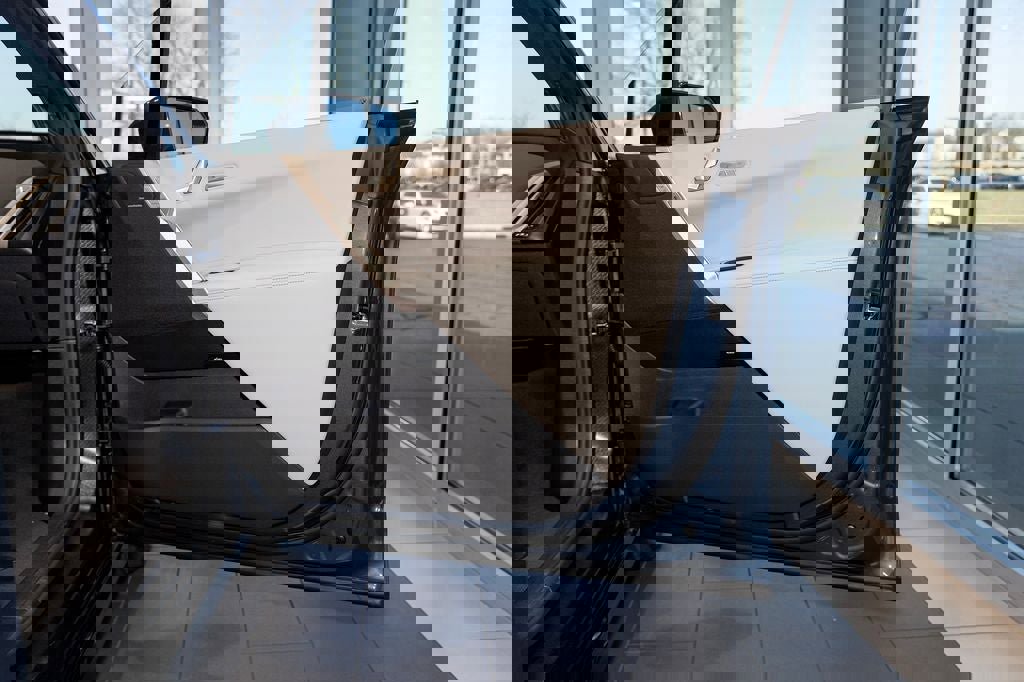 Used 2026 BMW iX xDrive45 w/ Premium Package image 20