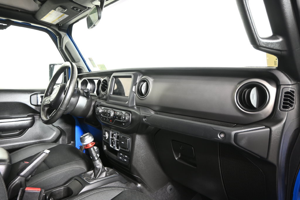 Used 2021 Jeep Gladiator Sport AWD/4WD image 15