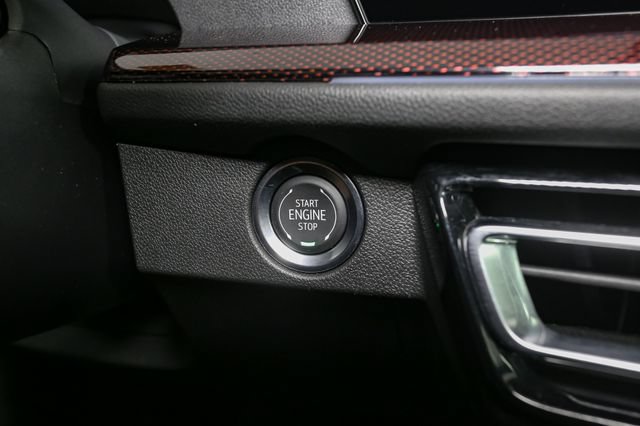 Used 2026 Chevrolet Traverse Z71 w/ LPO, Floor Liner Package AWD/4WD image 31
