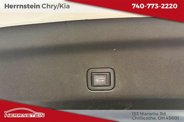 Used 2021 Chevrolet Tahoe LT w/ LT Signature Package AWD/4WD image 28