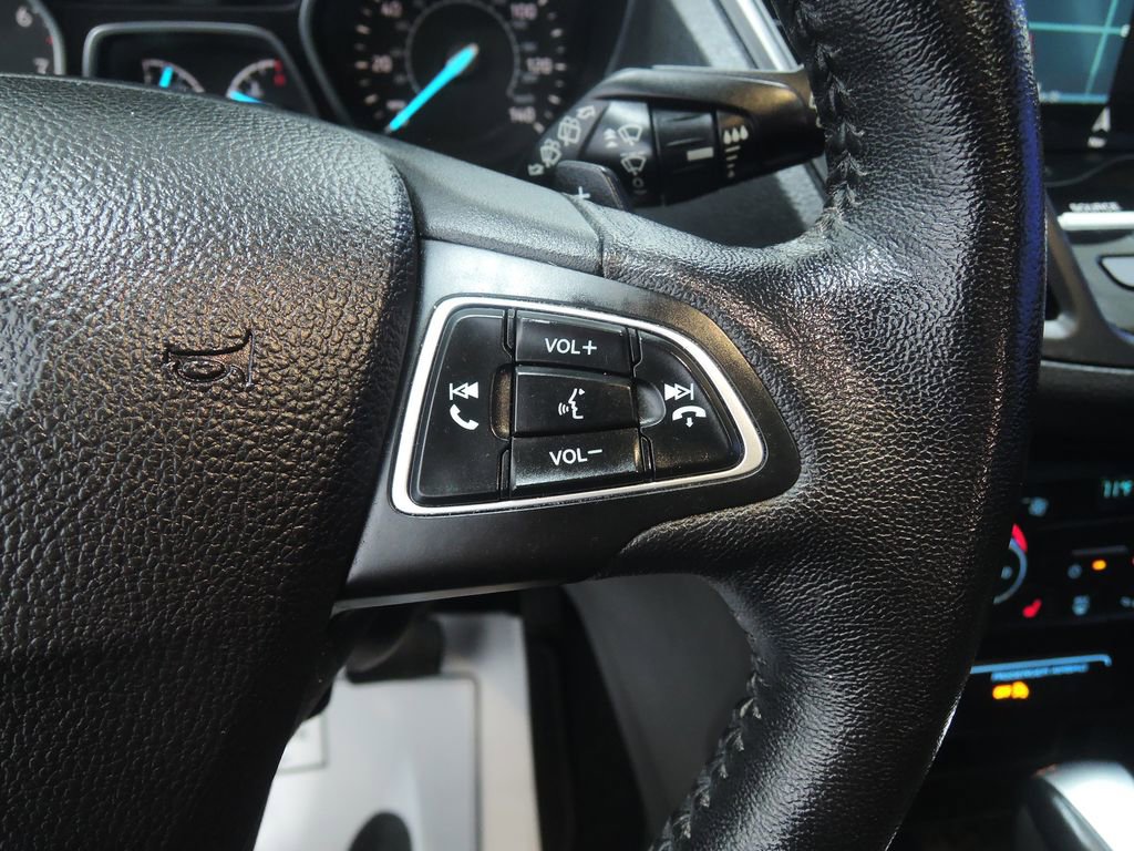 Used 2017 Ford Escape Titanium FWD image 16