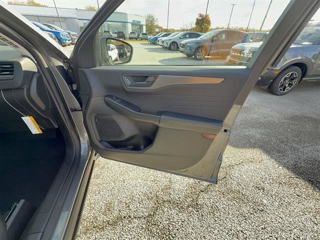 New 2026 Ford Escape Active image 26