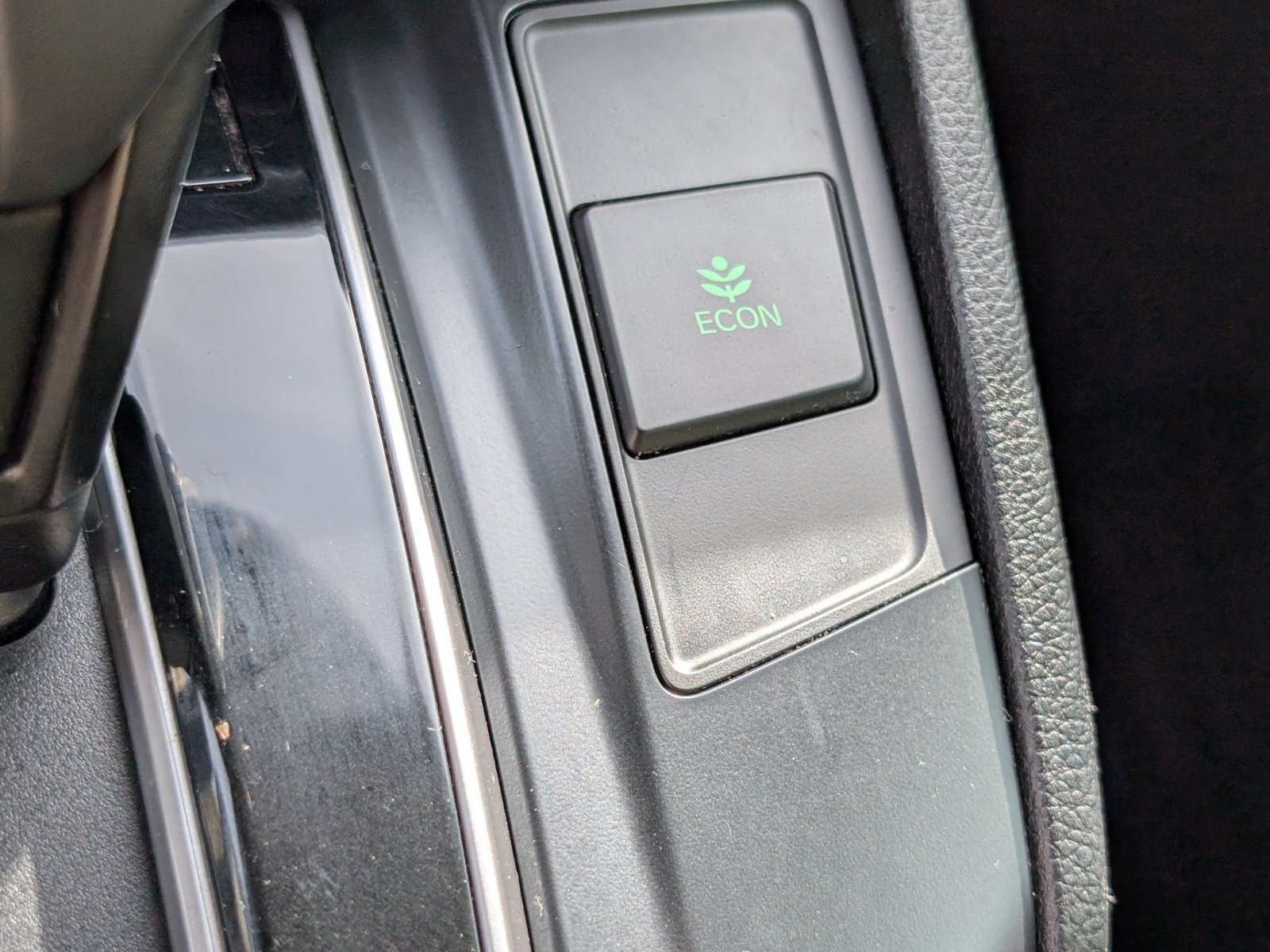 Used 2019 Honda CR-V EX-L image 18