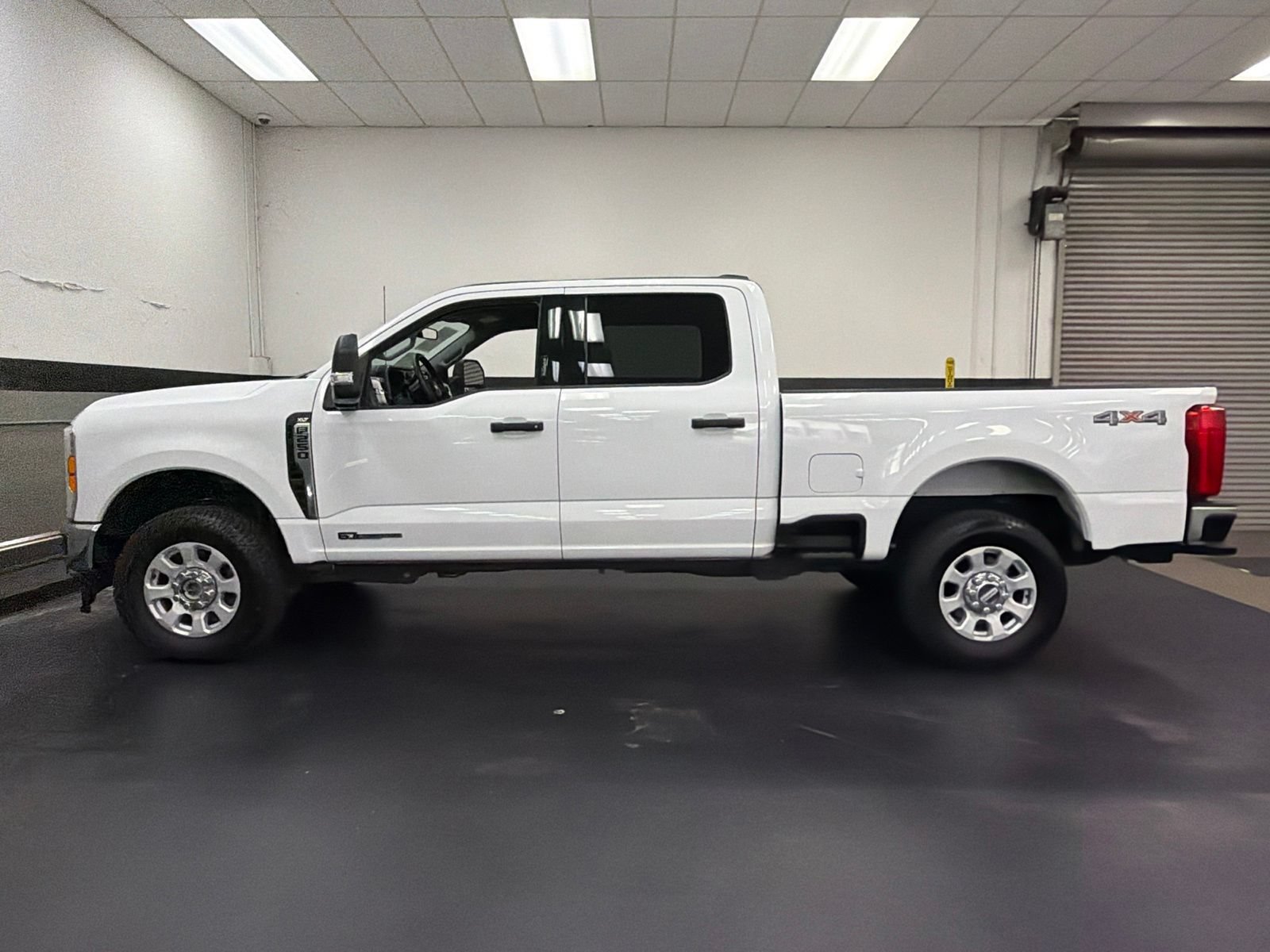 Used 2023 Ford F250 XLT AWD/4WD image 10