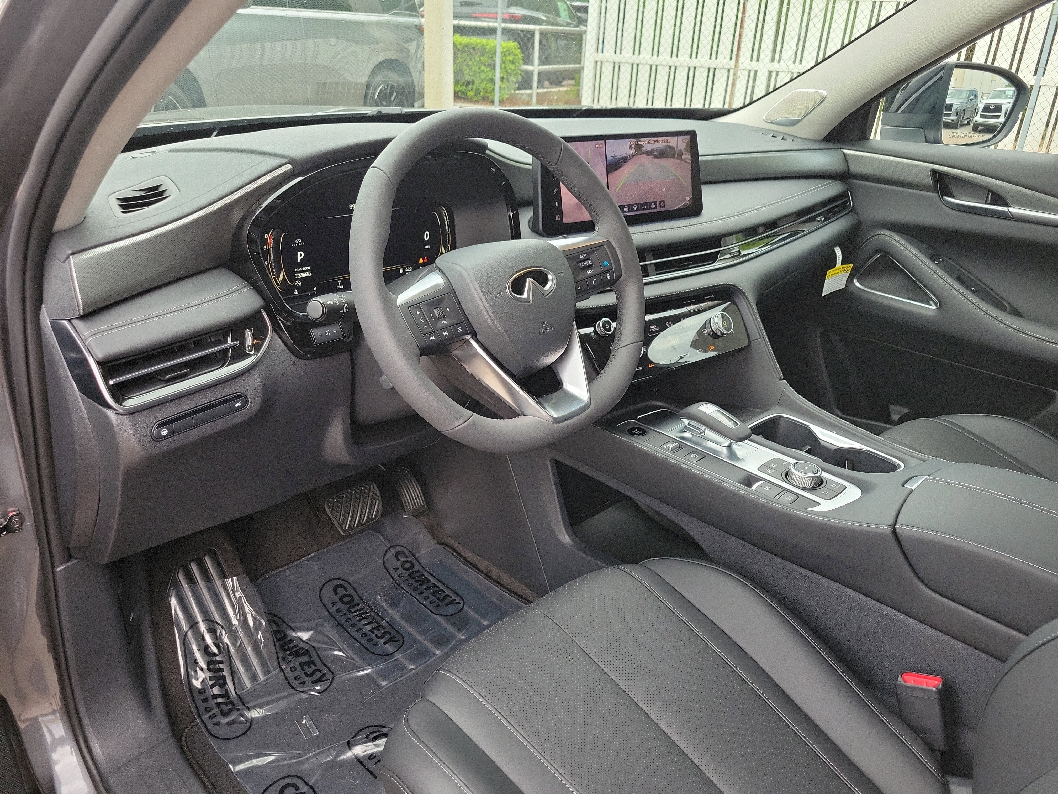 New 2027 INFINITI QX60 Luxe w/ Cargo Package FWD image 9
