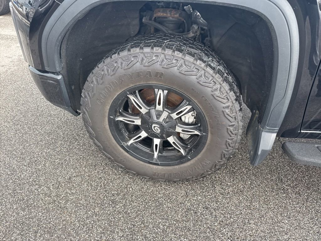 Used 2022 GMC Sierra 1500 AT4 w/ AT4 Premium Package image 10