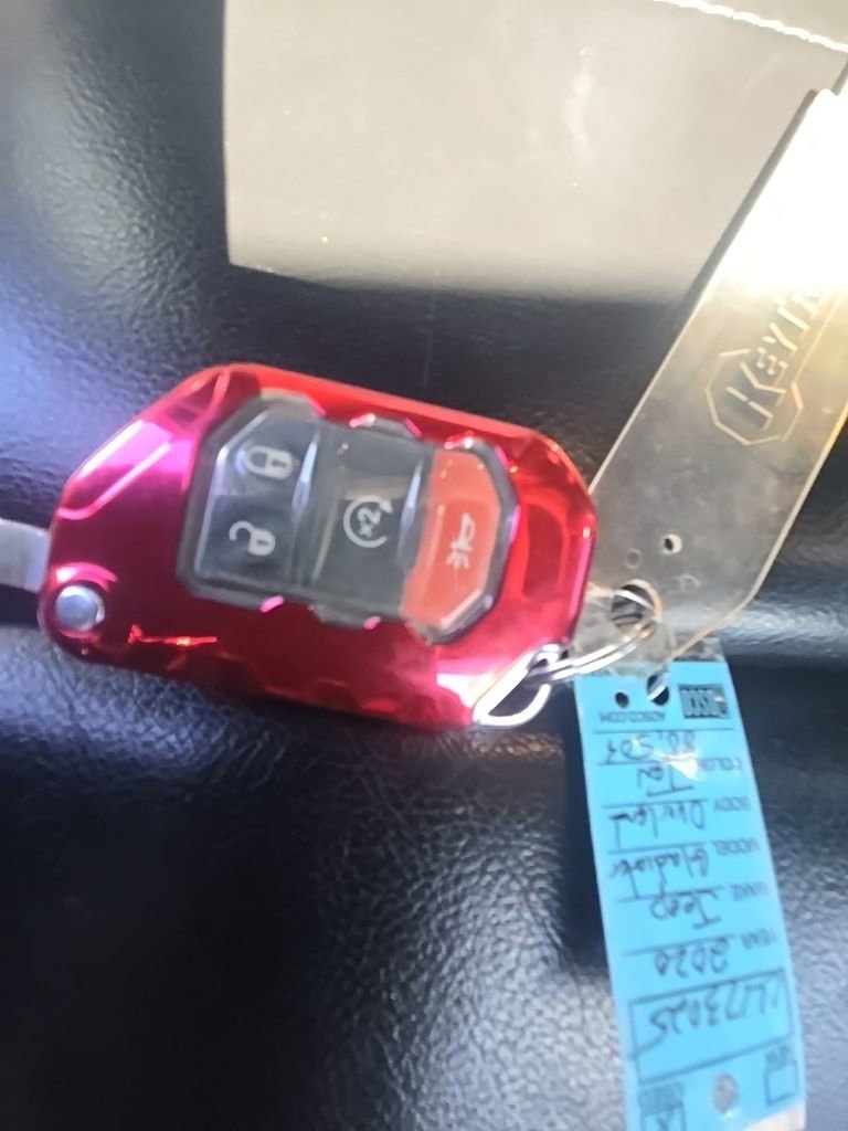 Used 2020 Jeep Gladiator Overland image 32