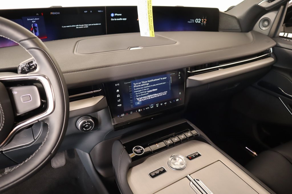 New 2025 Lincoln Navigator Reserve w/ Jet Appearance Package image 5