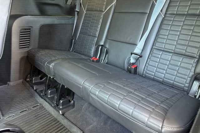 Certified 2023 Cadillac Escalade ESV Sport Platinum w/ LPO, ONYX Package AWD/4WD image 16