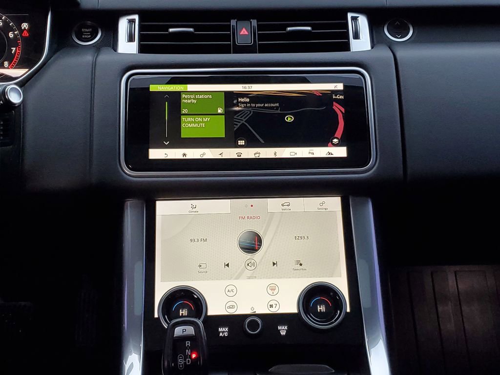 Used 2018 Land Rover Range Rover Sport SE image 28