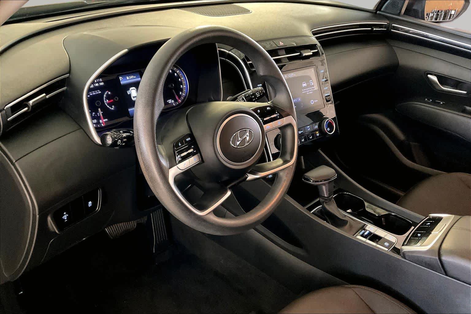 Used 2022 Hyundai Tucson SEL FWD image 15