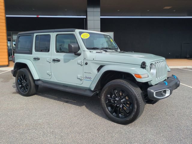 Used 2023 Jeep Wrangler Unlimited Sahara w/ Cold Weather Group AWD/4WD image 2