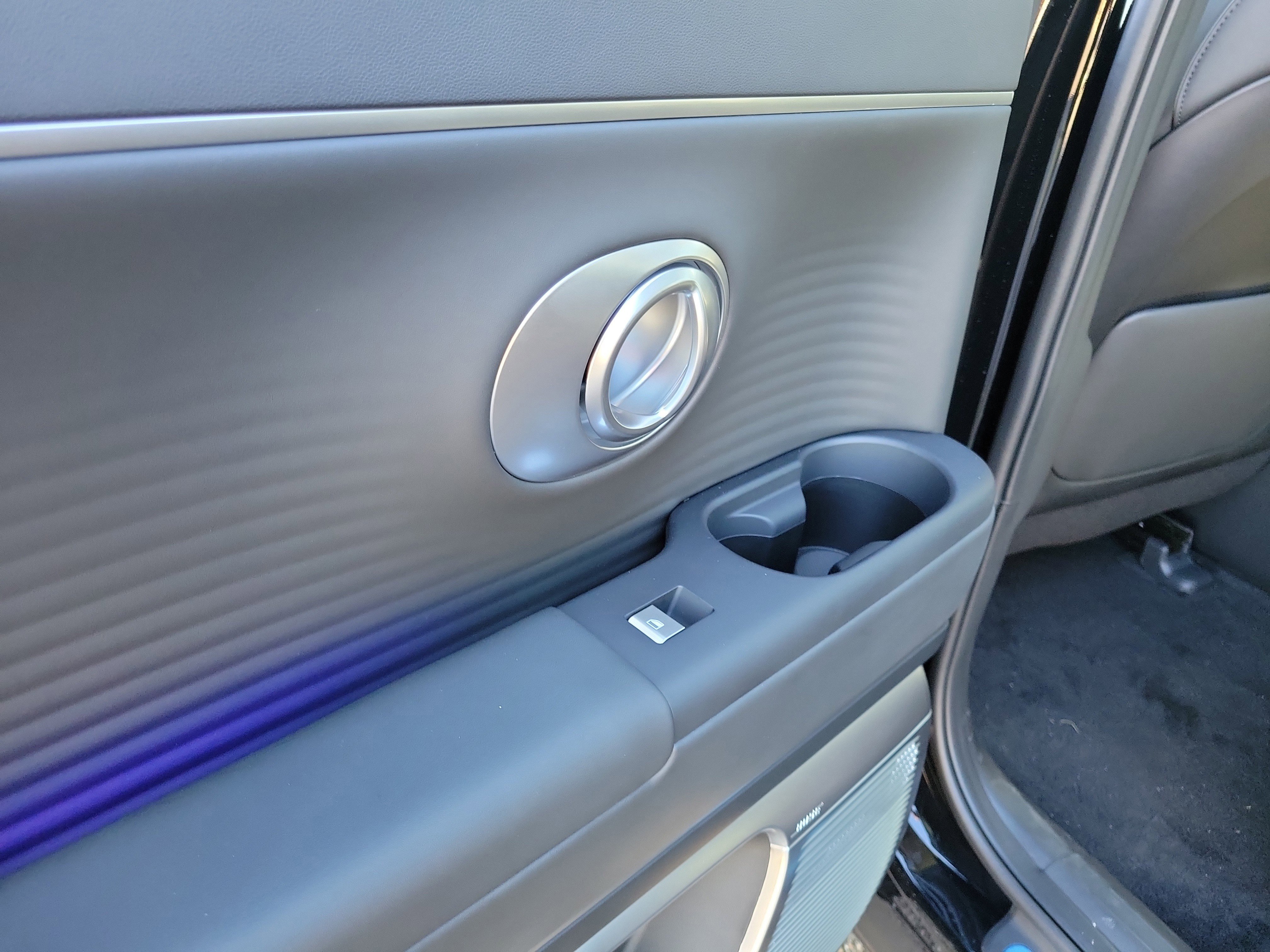 New 2026 Hyundai Ioniq 9 Limited image 13