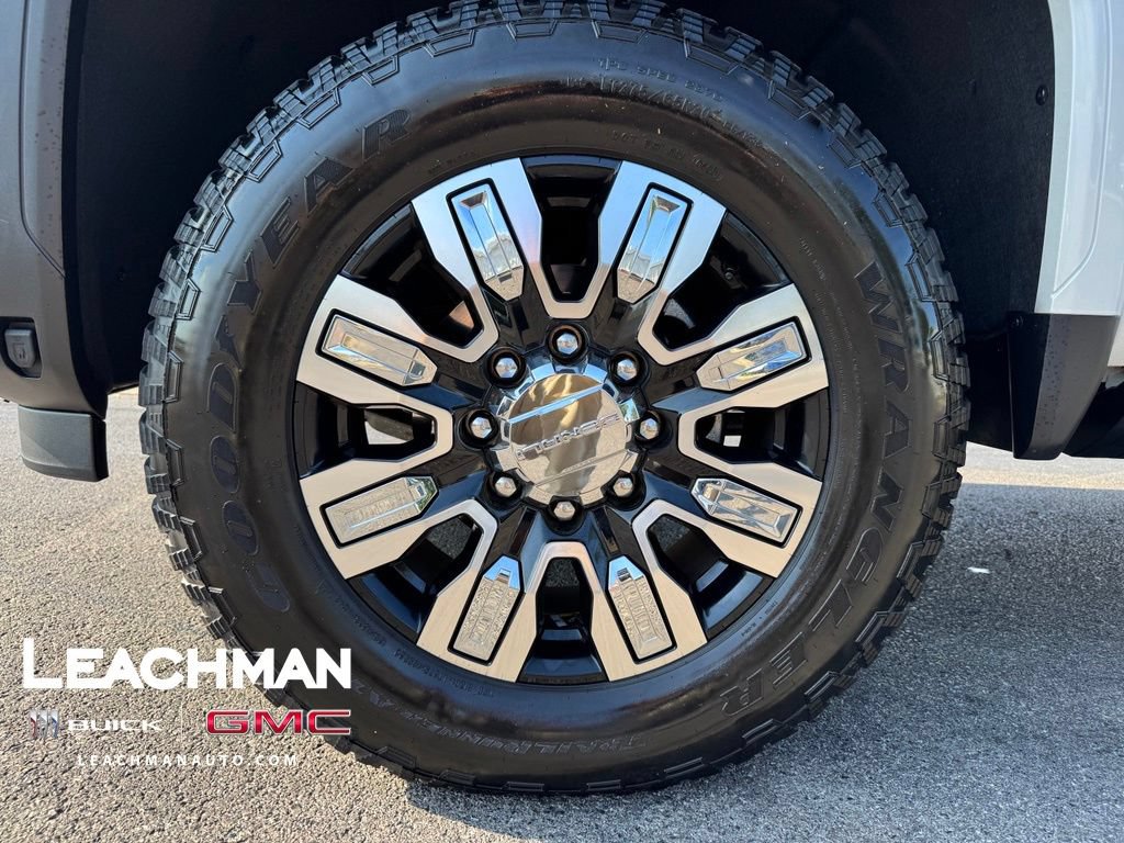 Certified 2024 GMC Sierra 2500 Denali w/ Denali Reserve Package AWD/4WD image 8