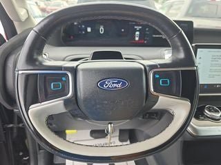 Used 2025 Ford Expedition Platinum w/ Driver's Package AWD/4WD image 14