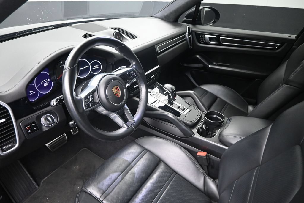 Used 2021 Porsche Cayenne GTS AWD/4WD image 19