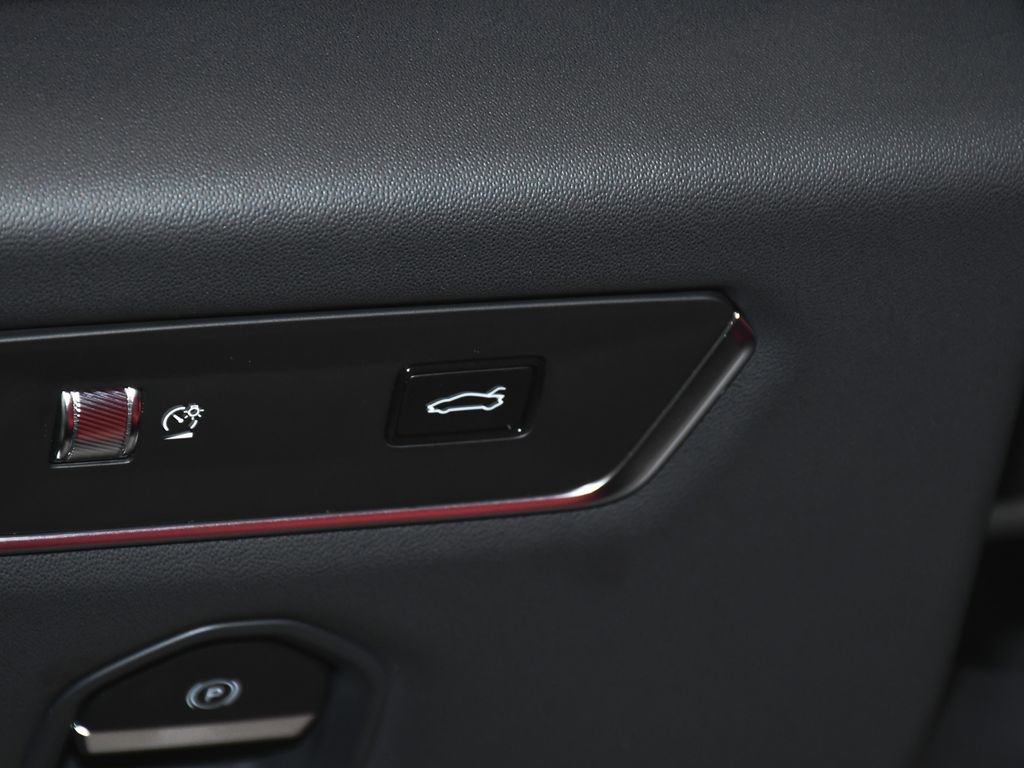 Used 2025 Lotus Emira image 63