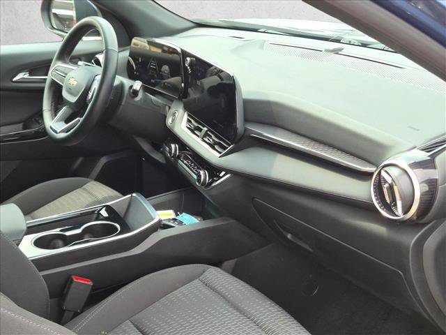 Used 2025 Chevrolet Equinox LT w/ Safety and Technology Package FWD image 22